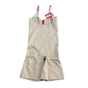 SPANX Open-Bust Mid-Thigh Bodysuit Soft Nude NWT XS